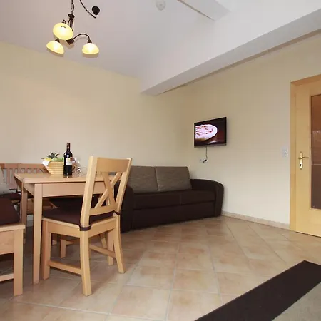 Guest house Edelweiss 3*