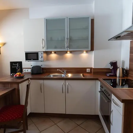 Edelweiss Pensión 3*