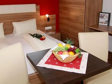 Guest house Edelweiss 3*