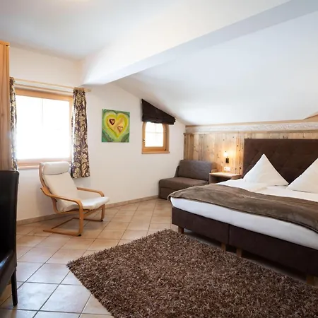 Edelweiss Konukevi 3*