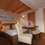 Edelweiss Konukevi 3*