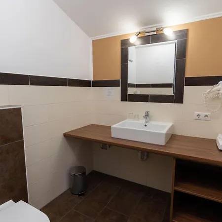 Edelweiss Gasthof 3*